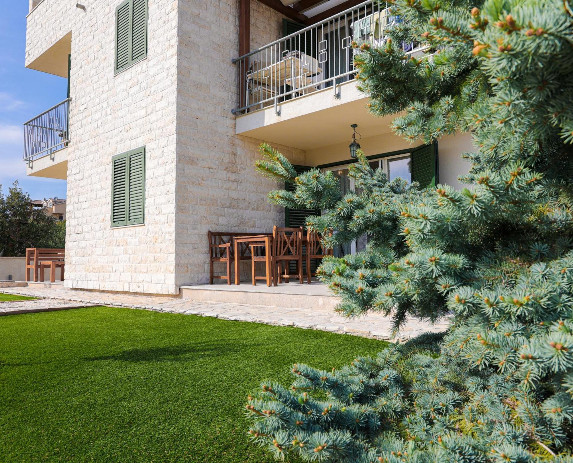 Laura Apartments Brodarica  Zewnętrze zdjęcie