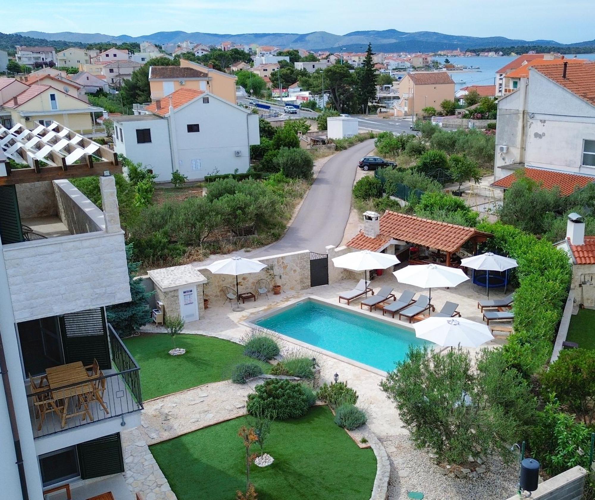 Laura Apartments Brodarica  Zewnętrze zdjęcie