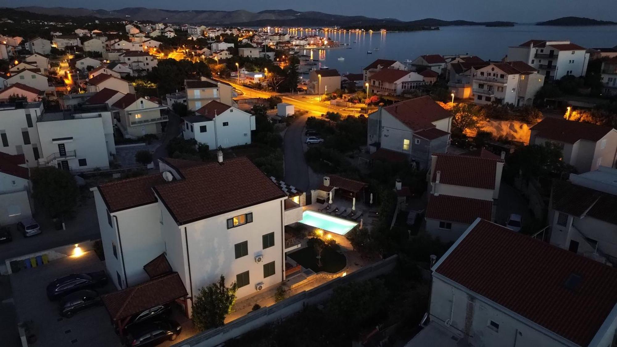 Laura Apartments Brodarica  Zewnętrze zdjęcie