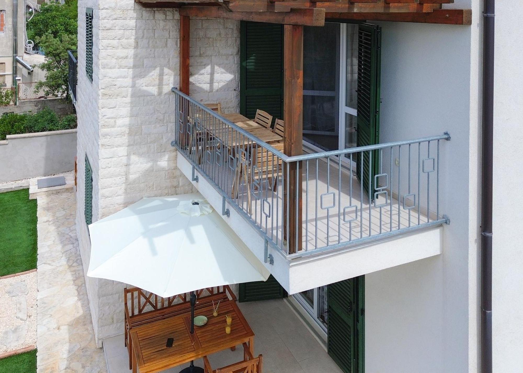 Laura Apartments Brodarica  Zewnętrze zdjęcie